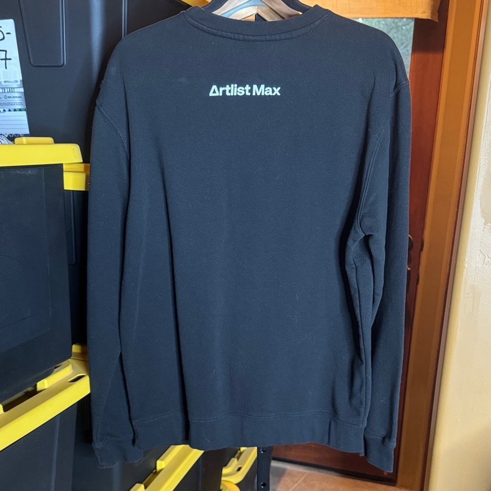 District V.I.T. Fleece Artlist Max Graphic Crewneck Sweatshirt Black Size Medium - Picture 6 of 8
